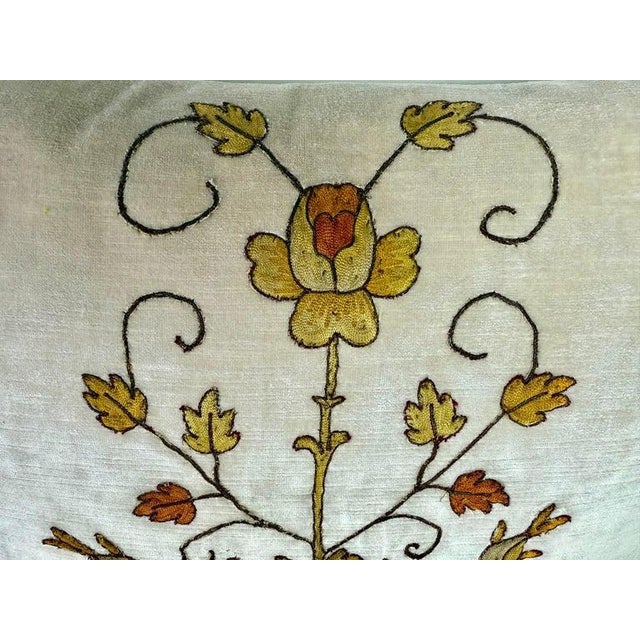 Pair of Pillows With 19th Century Hand-Applied Appliqués For Sale In Los Angeles - Image 6 of 9