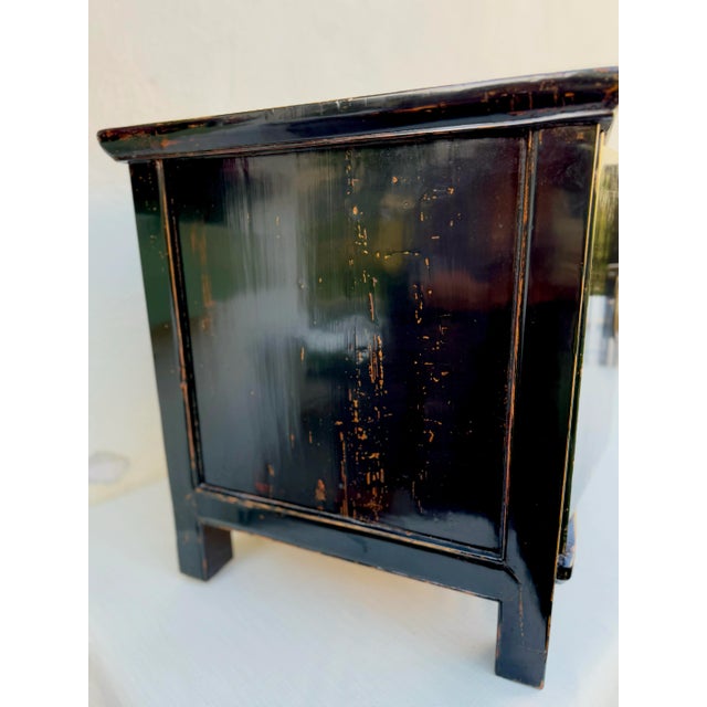 Ebony Pair of Vintage Chinese Chests / Night Tables : Vintage Wood Ebony Lacquer With Brass Hardware and Beautiful Patina For Sale - Image 8 of 12