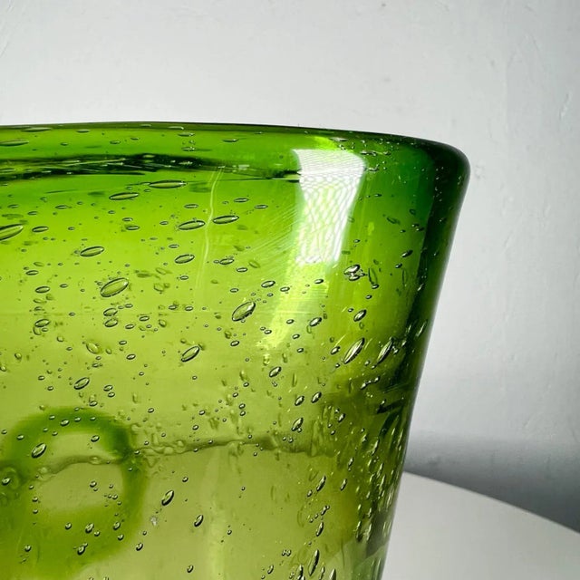 1970s 1970s Green Art Glass Vase Controlled Bubble Modern Style of Murano For Sale - Image 5 of 10