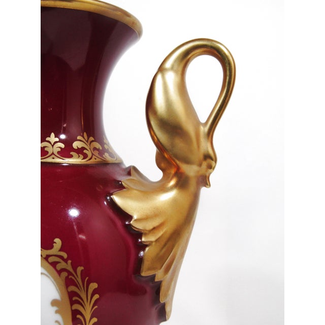 Kaiser Comtesse West German Porcelain Swan Handle Vase For Sale In Austin - Image 6 of 14