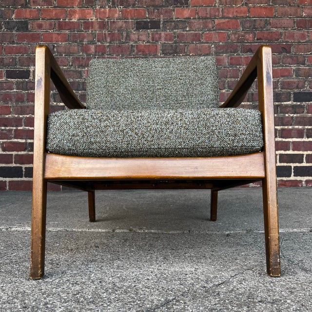Mid-Century Modern Dux Lounge Chair With New Foam and Fabric Straps (Green Tweed) For Sale - Image 3 of 12