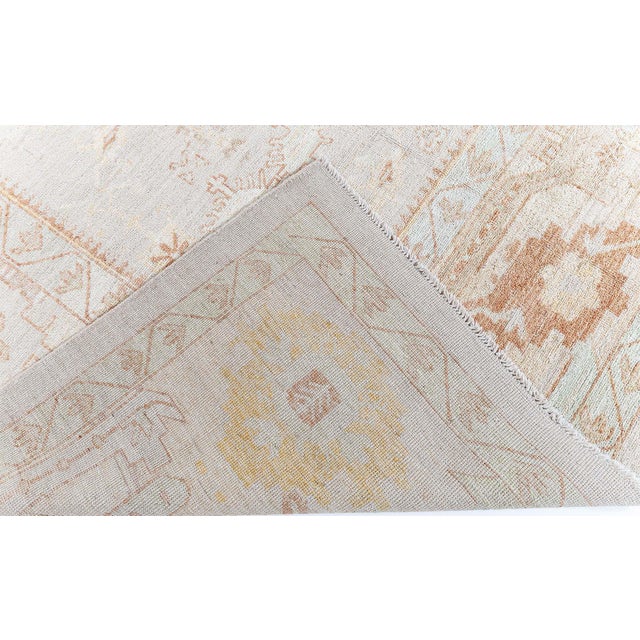 Traditional Rug Antique-Inspired Sunburst Medallion Beige "Dawnlight" For Sale - Image 9 of 9