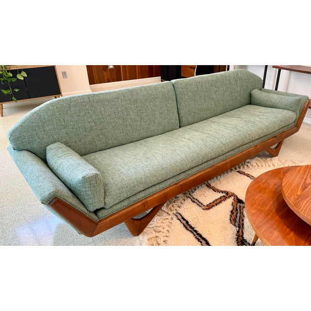 Mid 20th Century Mid-Century Modern (Mcm) "Gondola" Sofa - Adrian Pearsall Style For Sale - Image 5 of 7