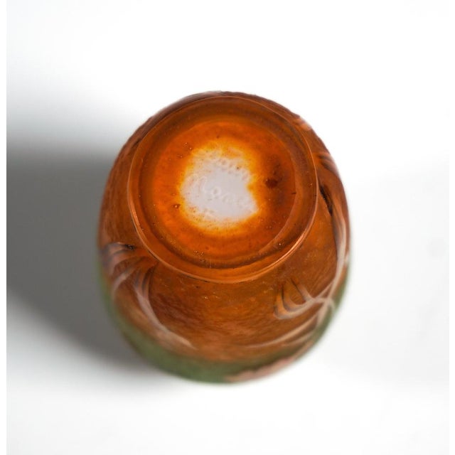 Art Nouveau Cameo Tulips Vase with Gilding from Daum Nancy, France, 1900s For Sale - Image 5 of 7