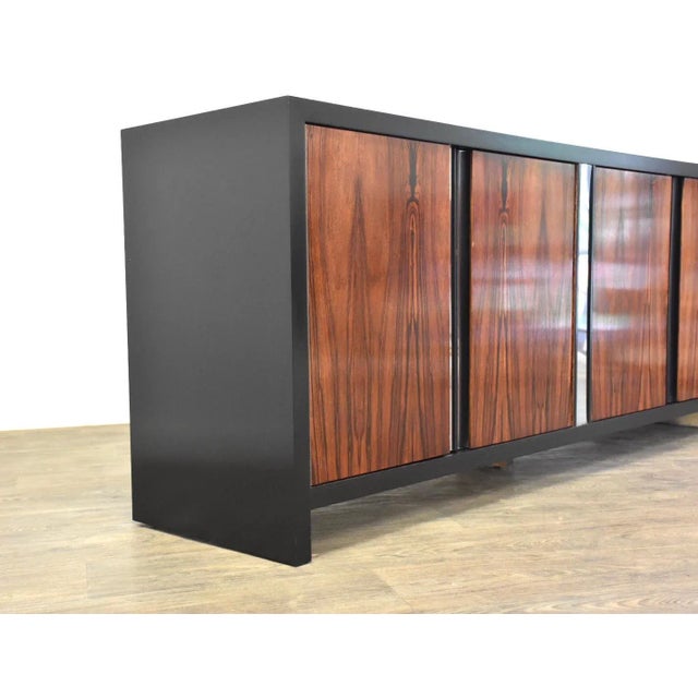 Mid-Century Modern 1970s Rosewood and Chrome Dresser For Sale - Image 3 of 12