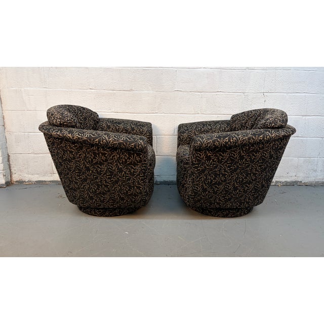 Mid-Century Modern Pair of Mid 20th Century Swivel Club Chairs W/ Abstract Upholstery For Sale - Image 3 of 10