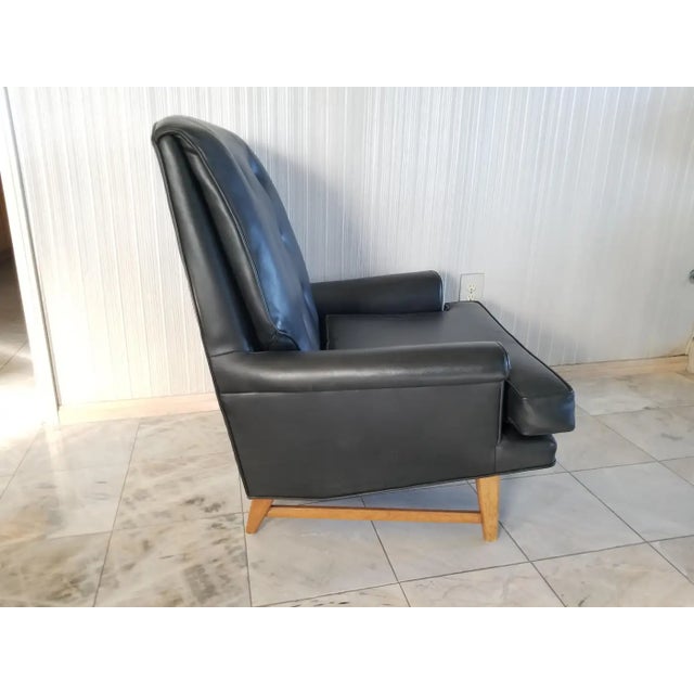 Heritage Classic 1950s Heritage Black Lounge Chair Faux Leather Mahogany For Sale - Image 4 of 15