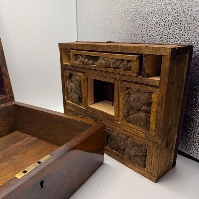 Neo-Classical Vanity Box in Walnut and Velvet, South Germany, 1900s For Sale - Image 18 of 18