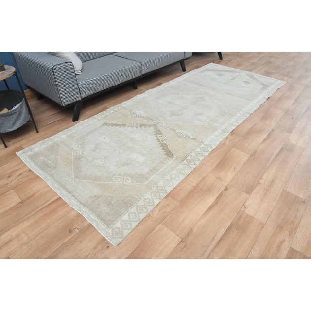 1970s Vintage Handmade Wool Cotton Turkish Beige Runner Rug For Sale - Image 4 of 11