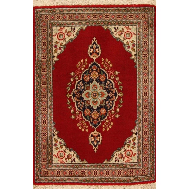 Middle Eastern Rug in Wool For Sale - Image 10 of 10
