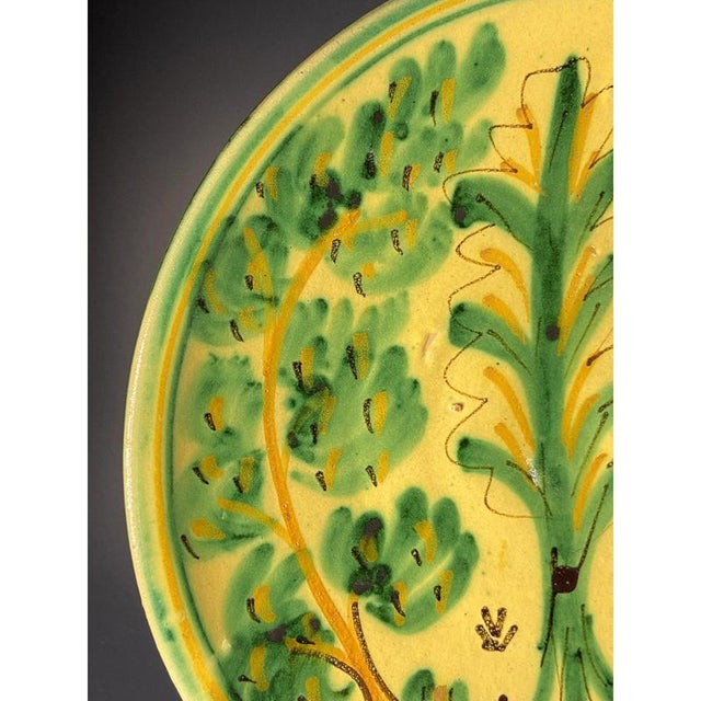Green Antique Spanish Hand-Painted Glazed Terracotta Wall Dishes from Puente del Arzobispo, Set of 2 For Sale - Image 8 of 11
