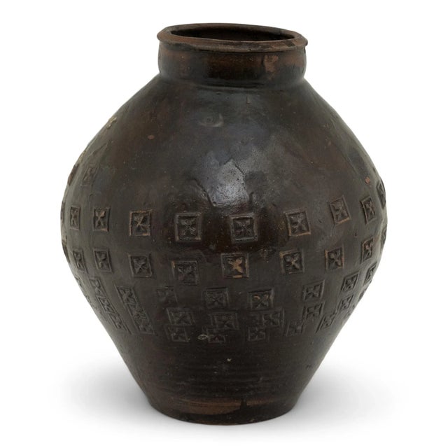 Stamped Chinese Yunnan Pot, c. 1800 For Sale - Image 4 of 7