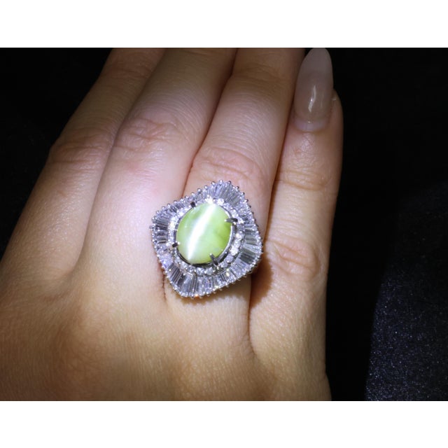 Late 20th Century Rare 8.95ct Natural Chrysoberyl Cat's Eye 2.60ct Diamond Platinum Ring Size 6.5 For Sale - Image 10 of 18