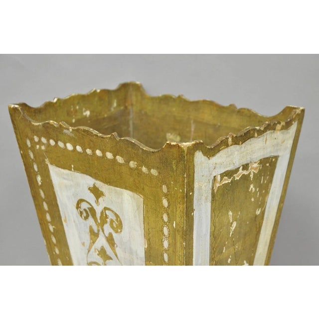 Mid 20th Century Vintage Italian Florentine Hollywood Regency Gilt Giltwood Wastebasket Trash Can For Sale - Image 5 of 17