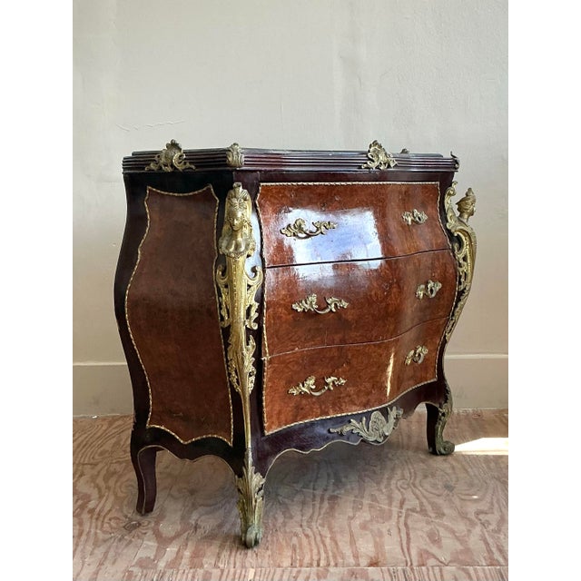 Vintage Regency Burl and Ormolu Chest of Drawers For Sale In West Palm - Image 6 of 12