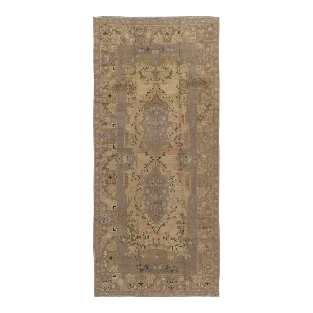 Vintage Circa 1940 Turkish Taupe Oushak Area Rug 4ft 8in X 10ft 6in For Sale