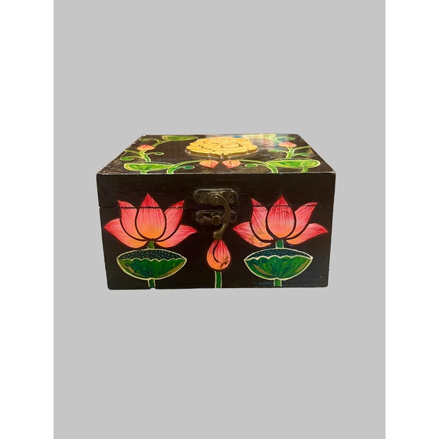 Vintage Hand-Painted Wooden Lotus Jewelry Box With Gold Motif For Sale - Image 4 of 5