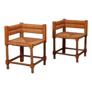 Turned Wood Corner Chairs with Straw Seats, 1940s, Set of 2 For Sale