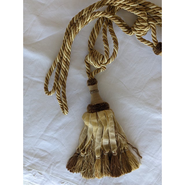 2 Vintage Gold and Beige Organza Ribbon Drapery Tieback For Sale In Boston - Image 6 of 7