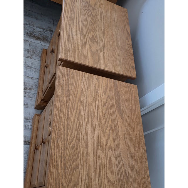 2000 - 2009 Hunt Country 3-Drawer Nightstands in Oak - A Pair For Sale - Image 5 of 9
