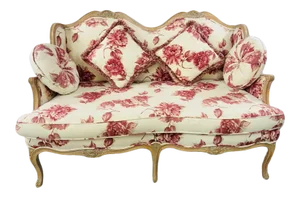French Louis XV Style Settee or Canape With Floral Upholstery in Red & White