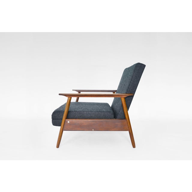 Wood Vintage Convertible Sleeping Armchair by Valerija Ema Cukermanienė for Vilniaus Baldų Kombinatas, 1960s For Sale - Image 7 of 7