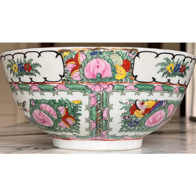Mid 20th Century Vintage Famille Rose Chinese Decorative Bowl For Sale - Image 5 of 18