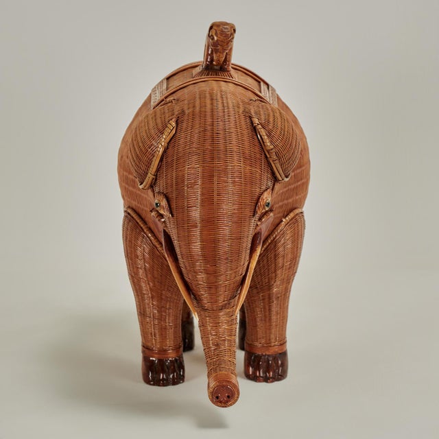 Vintage Chinese Wicker Elephant Box From the Shanghai Collection For Sale In West Palm - Image 6 of 14