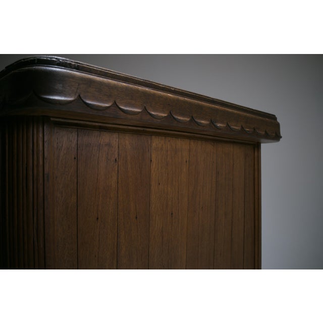 Brown French Oak Shop Counter with Sculptural Rounded Corners, 1910s For Sale - Image 8 of 18