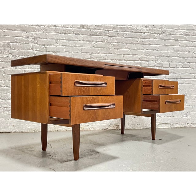 G plan floating desk cheap