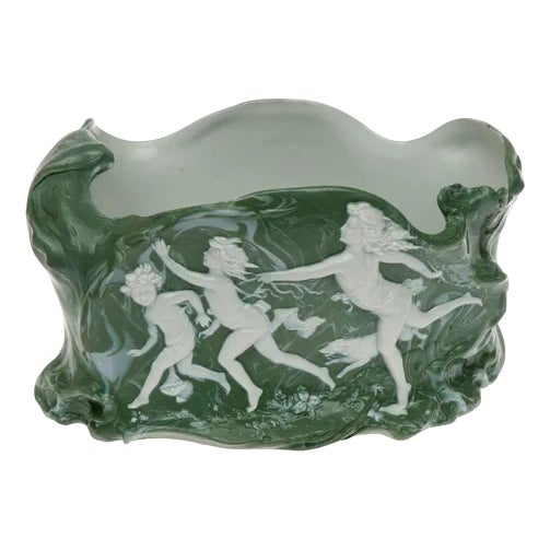 Vinntage Porcelain Cache-Pot For Sale