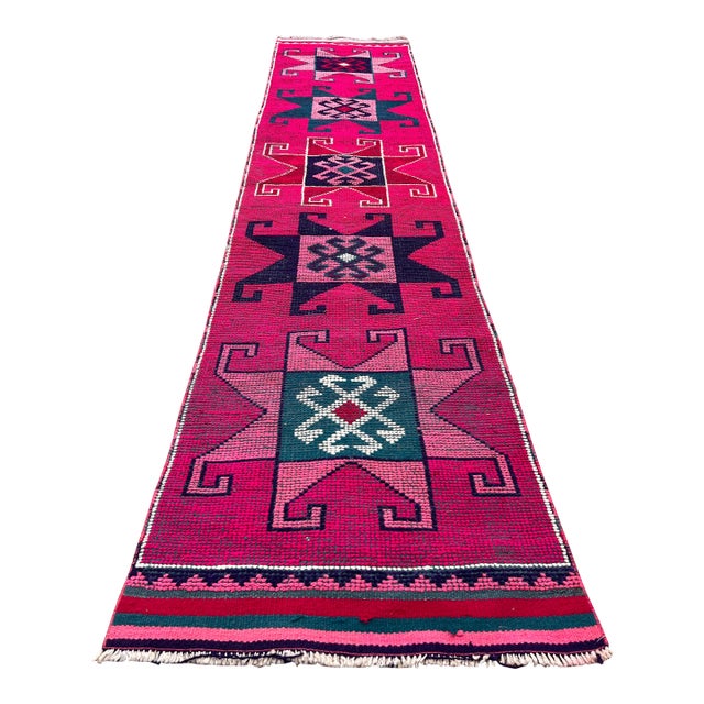 Vintage 1940s Herki Runner Rug, Handwoven, Hot Pink Geometric Pattern Wool Rug For Sale