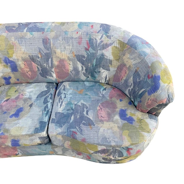 1990s 1990 Postmodern Kagan Style Biomorphic Kidney Bean Shaped Curved Platform Carson’s Sofa For Sale - Image 5 of 12