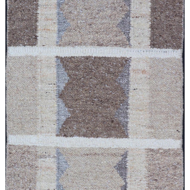 Mid-Century Modern Geometric Scandinavian Flat-Weave Rug by Keivan Woven Arts, 3'0 X 5'2 For Sale - Image 3 of 9