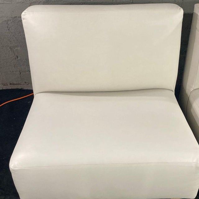 Set of 2 Maiden Home Modern White Armless Lounge Chairs With Wooden Legs For Sale - Image 4 of 6