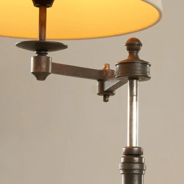 Italian Articulating Swivel Table Lamp in Metal, 1950s For Sale - Image 3 of 13