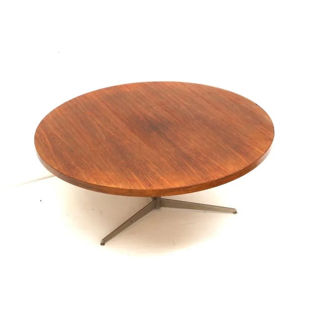 Large Vintage Round Coffee Table, 1960s For Sale - Image 9 of 9