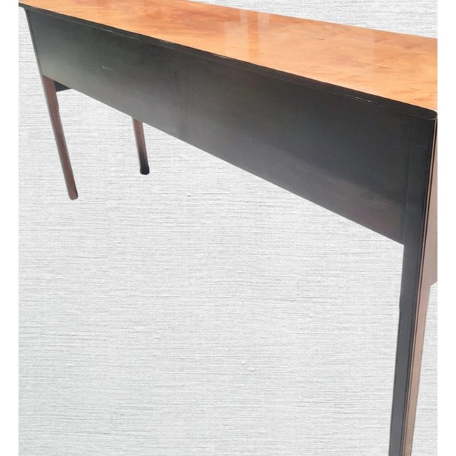 Chestnut Vintage Extra Long Traditional Wright Table Company Scalloped Yew Wood Sideboard / Console Table For Sale - Image 8 of 15