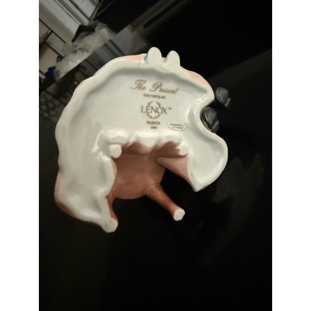 1990s Lenox the Present Mother and Child Sculpture Figurine Collection 1989 For Sale - Image 5 of 9