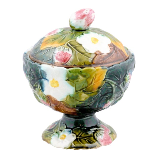 19th Century French Lidded Majolica Strawberry Bowl with Flowers and Foliage For Sale