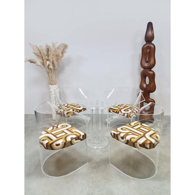 Vintage Acrylic Glass Dining Armchairs in the style of Vladimir Kagan, 1970s, Set of 5, in Good conditions. Designed 1970...