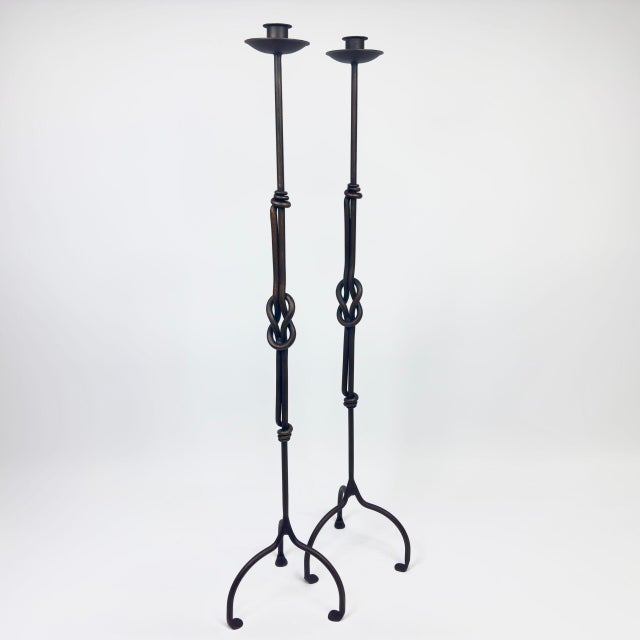 Black Hand Forged Iron Floor Candelabra (110cm) Hercules Knot Double Stem – Antique Copper or Gold Finish For Sale - Image 8 of 17