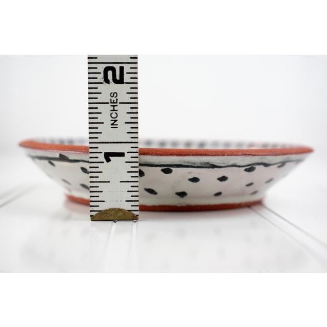 Listed Artist Amy Sabrina, Signed, Dated 1995, Hand-Drawn Whimsical Fish; Shallow Bowl For Sale - Image 9 of 11