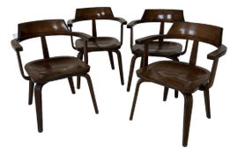 Example of Walter Gropius Seating