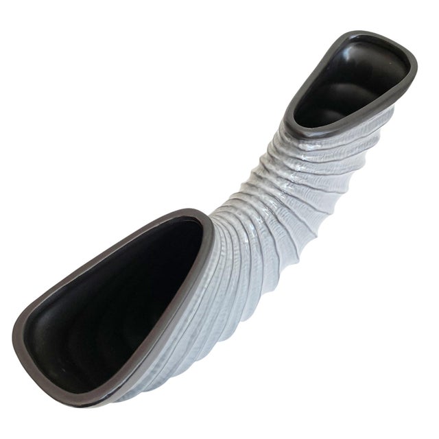1990s Nautical Ceramic Large Seashell Inspired Fan Vase For Sale - Image 5 of 6