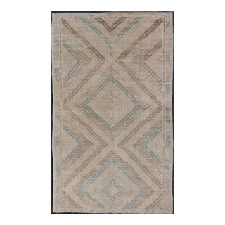 Vintage Hand-Woven Turkish Gallery Kilim Rug in Wool With Diamond Design For Sale