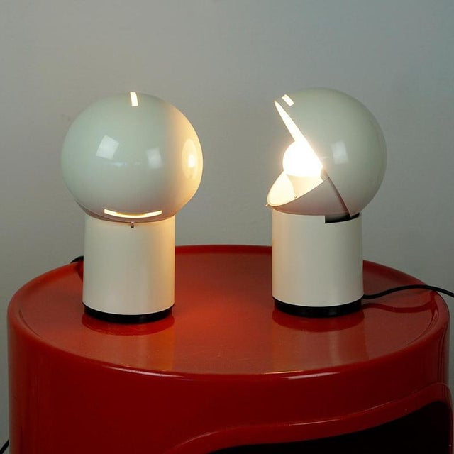 Vintage Italian Space Age Asteroidi Plastictable Lamps by Siberin Caronno, 1970s, Set of 2 For Sale - Image 9 of 10