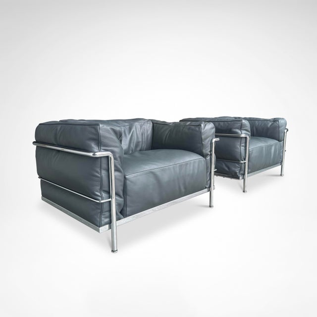 1990s LC3 Down Cushions Y Leather Armchairs by Le Corbusier for Cassina, 1990s, Set of 2 For Sale - Image 5 of 11