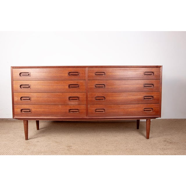 Large Danish Double Chest of 8 Drawers in Teak from Dyrlund, 1960s For Sale - Image 18 of 18