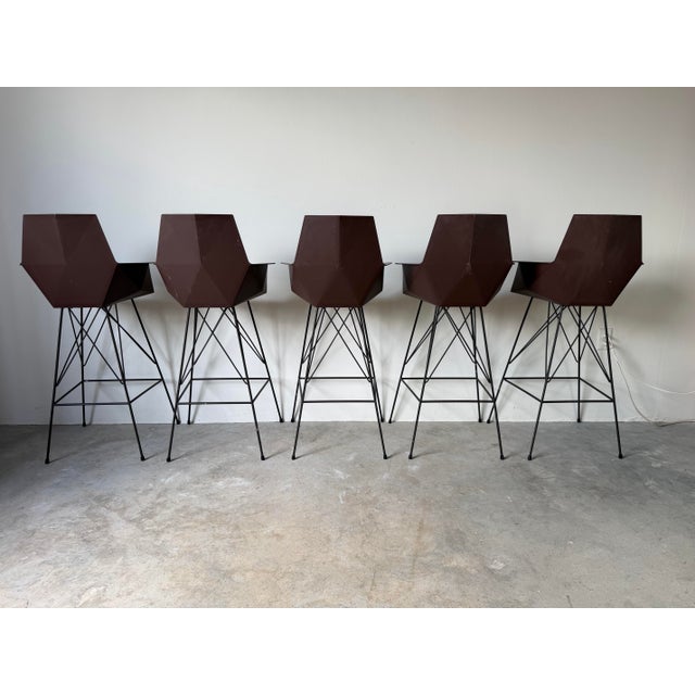 Vondom Faz Modern Outdoor Patio Bar Stools With Armrests by Ramón Esteve – Set of 5 For Sale - Image 10 of 12